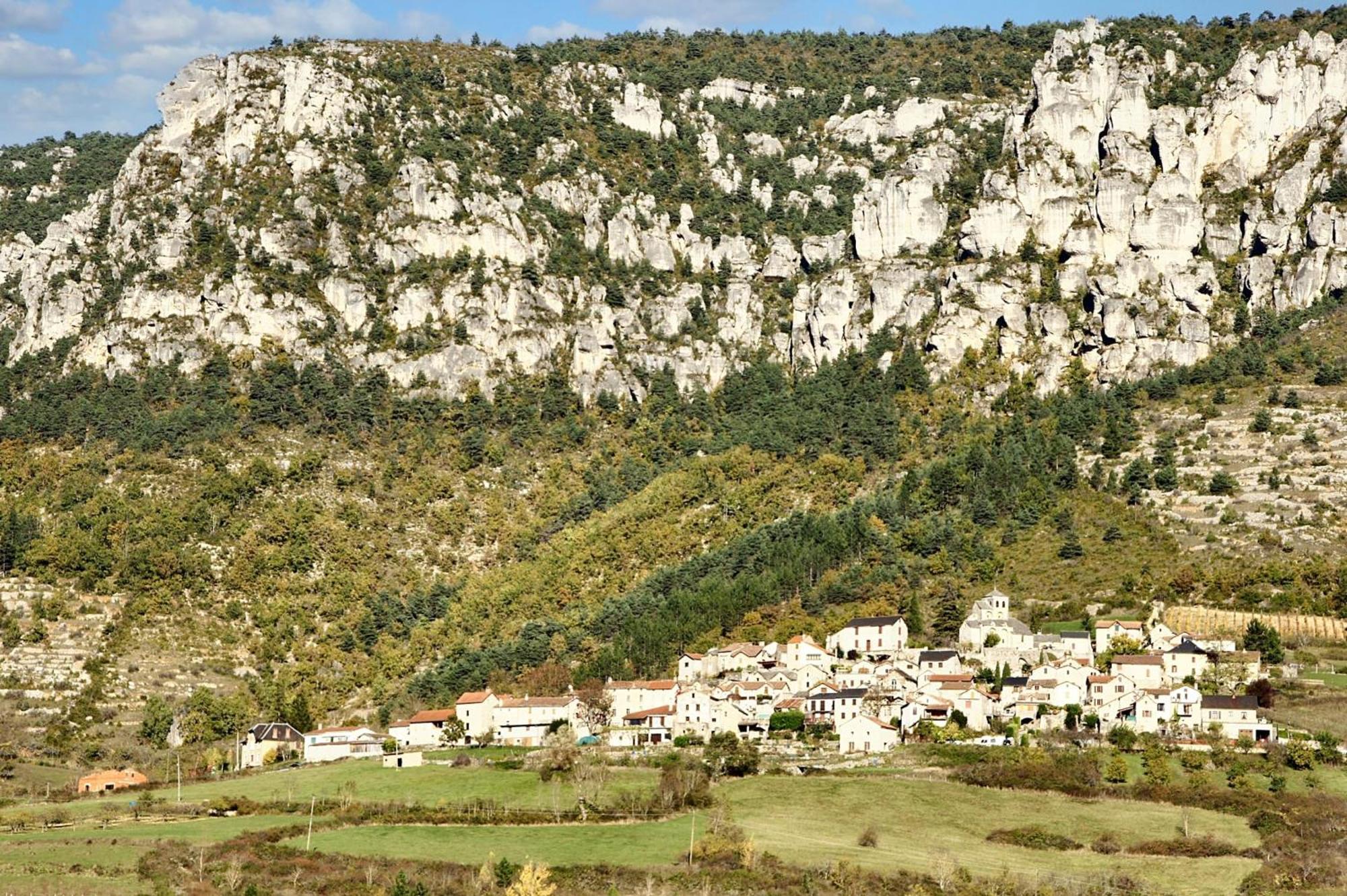 Maison Charmante Avec Vue Sur La Montagne, Mostuéjouls Eksteriør bilde